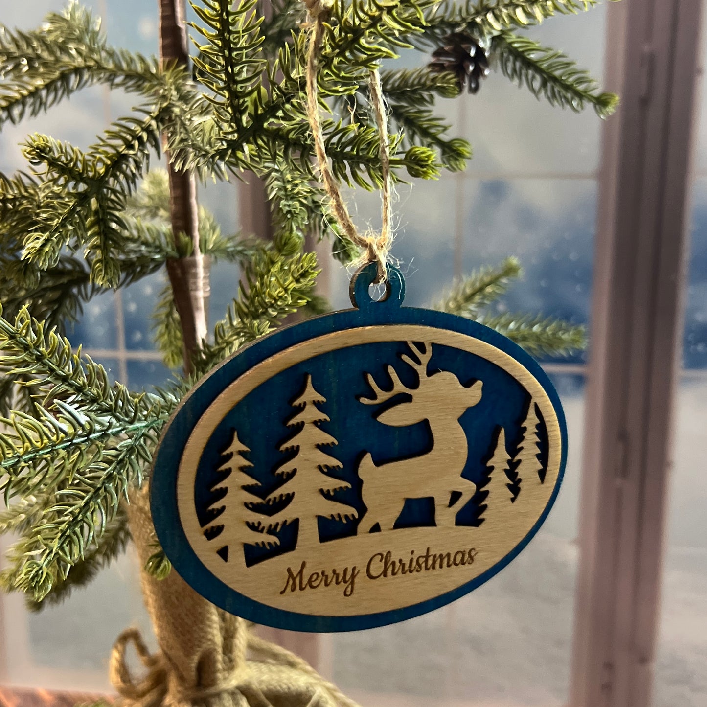 Reindeer Merry Christmas Oval