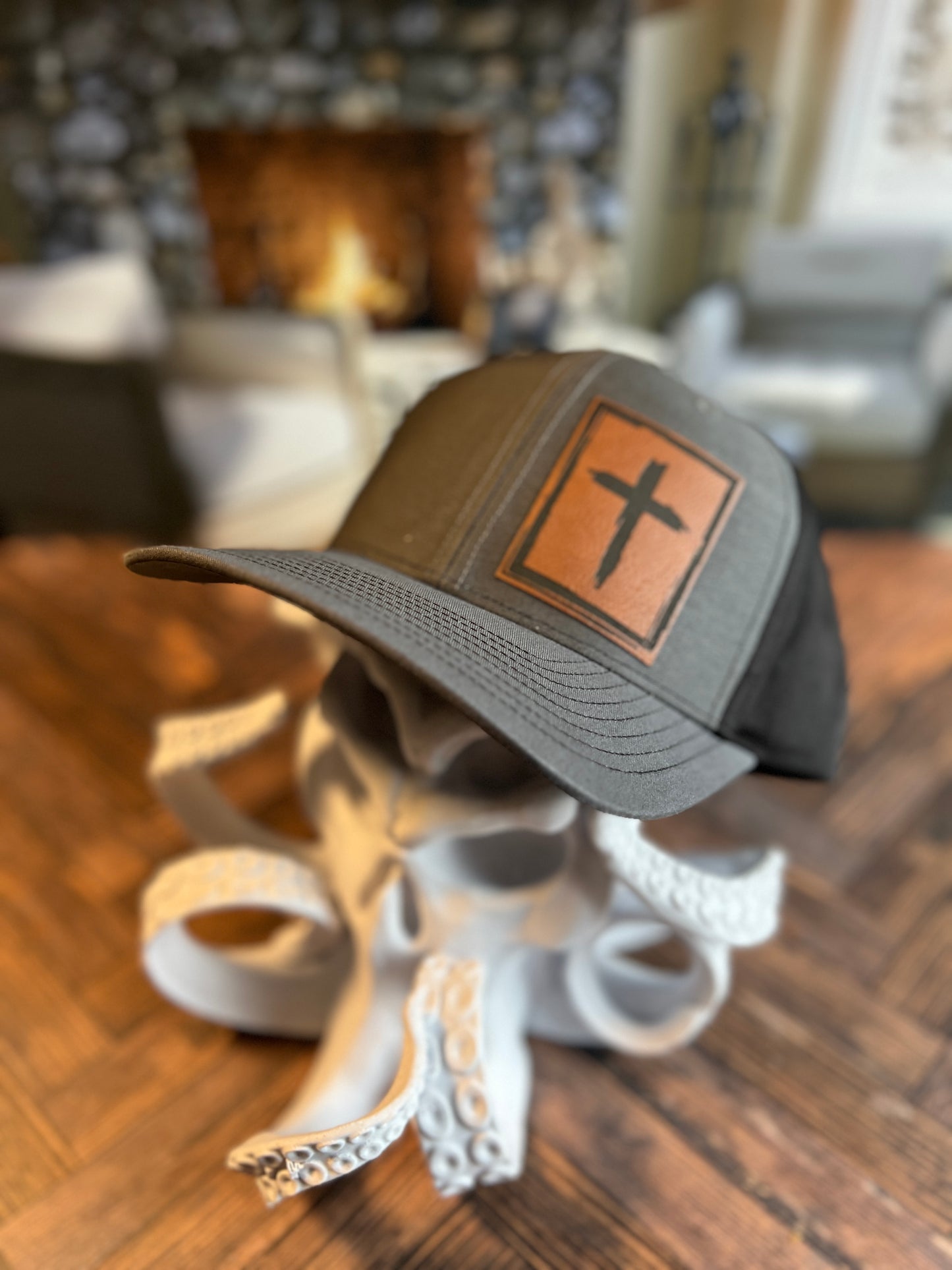 Cross Richardson 312 Charcoal/Black Hat