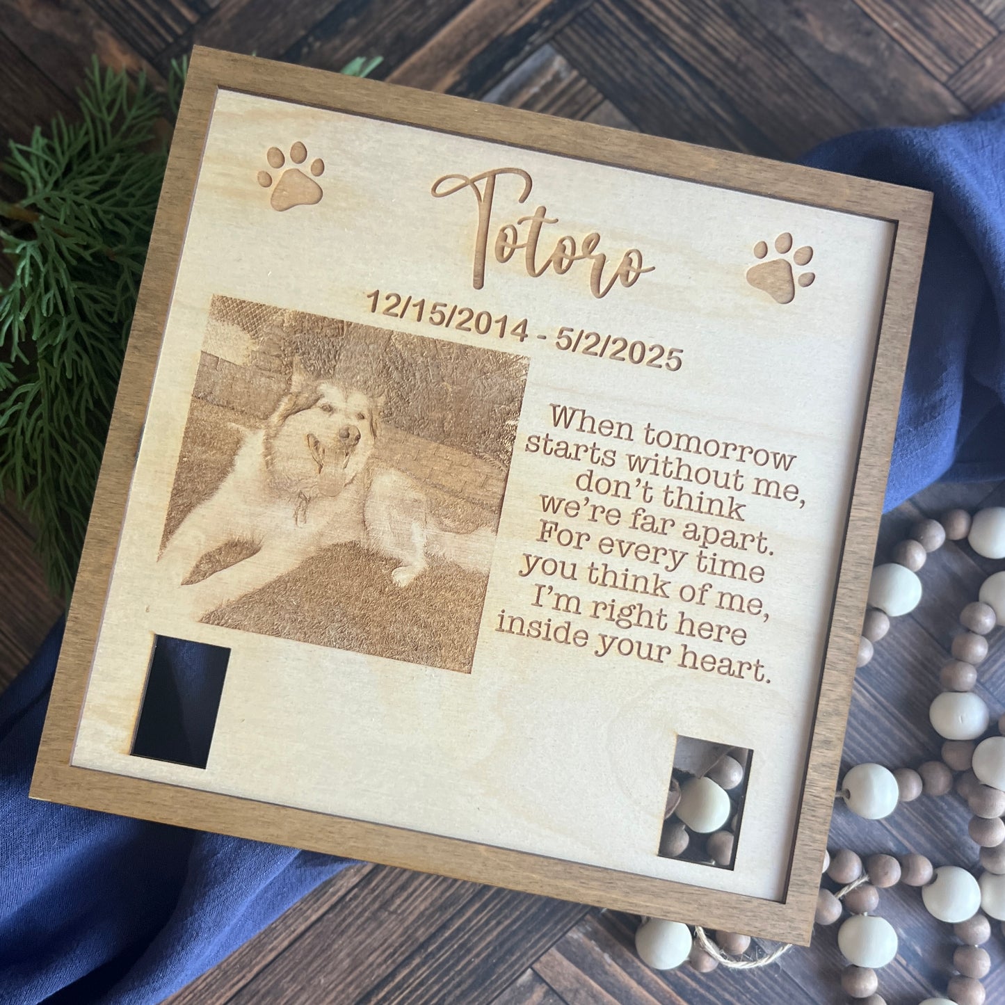 Pet Memorial Collar Frame With Holder