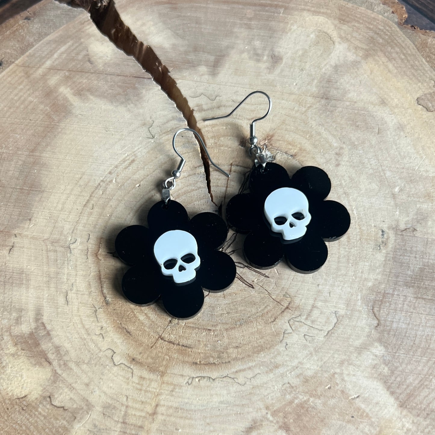 Spooky Skull & Daisy Earrings