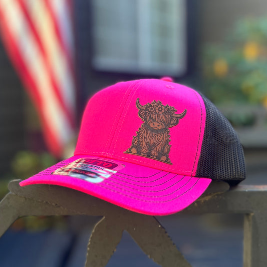 Highland Cow Hot Pink/Black Otto Classic Fit